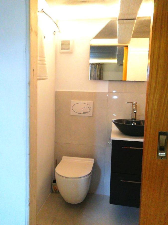 Kleines Studio Im Eichenwaeldchen, 1 Zimmer Kueche Bad Friedrichsgrun Eksteriør billede